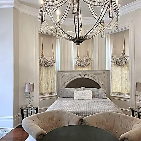 Walker Mansion On St Charles Ave - Unit 4 * New Orleans
