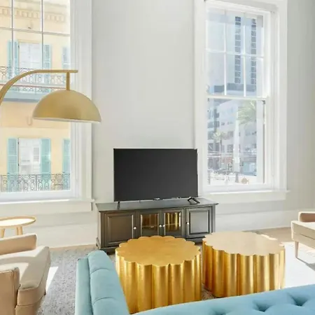 The Harlequin: 2 Units By Avantstay Hotel *