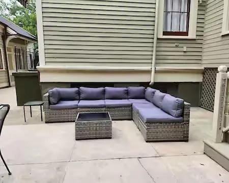 Walker Mansion On St Charles Ave - Unit 4 Apartment