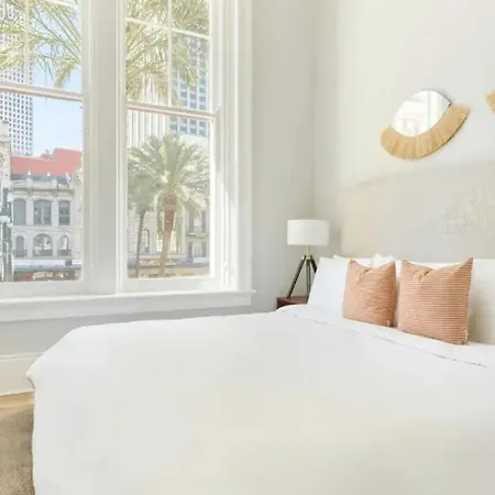 The Harlequin: 2 Units By Avantstay Hotel New Orleans