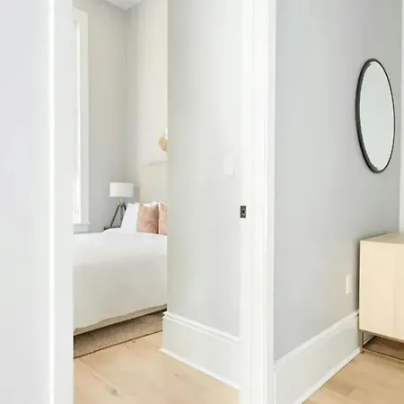 Hotel The Harlequin: 2 Units By Avantstay