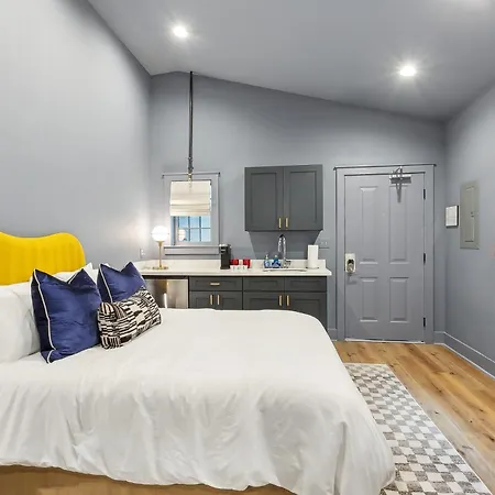 Vibrant Nola Retreat Jazz & Culture Apartment *