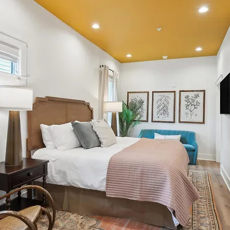 Vibrant Nola Retreat Jazz & Culture Apartment New Orleans