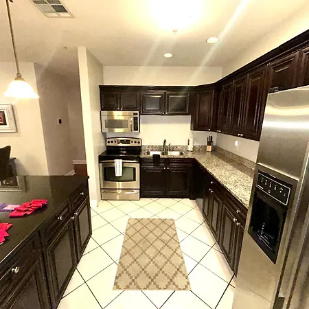 Nola Apartment