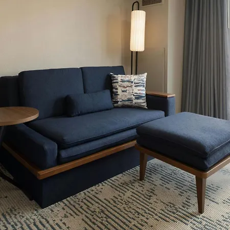 Hotel Courtyard By Marriott Warehouse Arts District 3*
