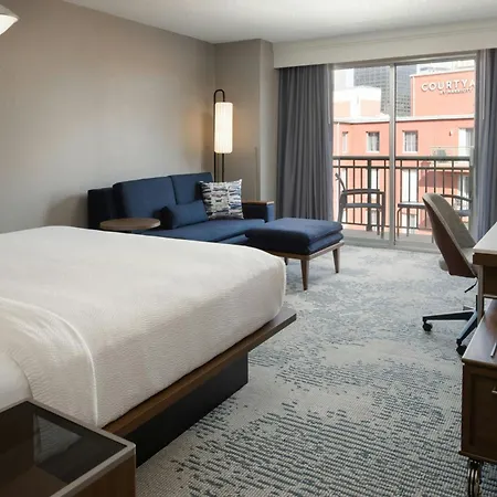 Courtyard By Marriott Warehouse Arts District Hotel New Orleans