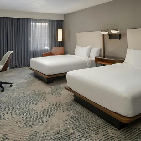 Courtyard By Marriott Warehouse Arts District Hotel