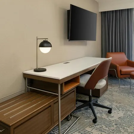 Hotel Courtyard By Marriott Warehouse Arts District 3*