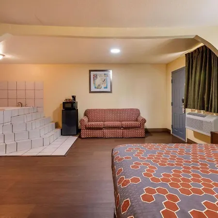 Relax Inn & Suites