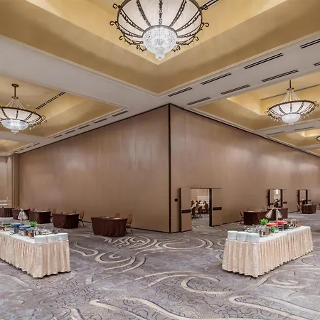 The Roosevelt - Waldorf Astoria & Hotel New Orleans