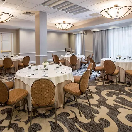 The Roosevelt - Waldorf Astoria & Hotel New Orleans