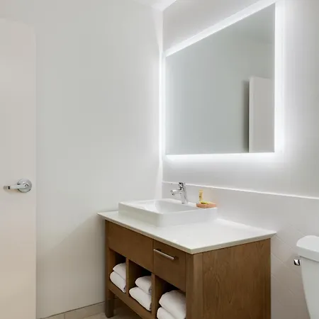 Element By Marriott Downtown Hotel New Orleans