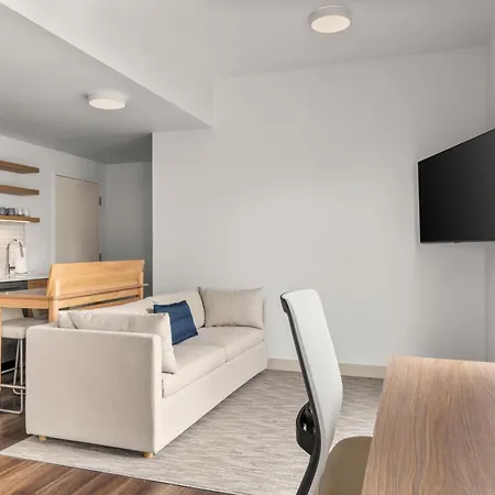 Hotel Element By Marriott Downtown New Orleans
