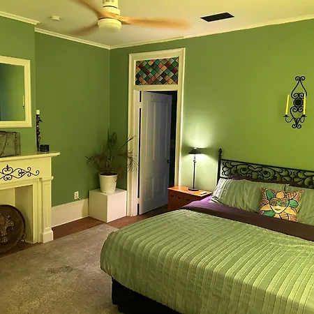 2 Bedroom 2 Bath Fun Vibes No Pet Fees Holiday home *