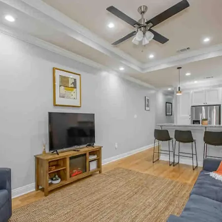 Patio Retreat Near Superdome & Jazz Fest New Orleans