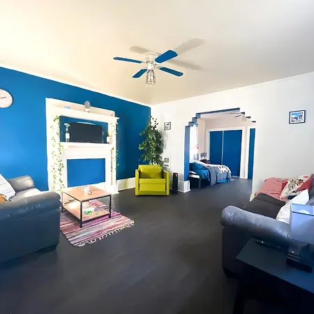 Convenient Home, Near Super Dome, Less Than 1 Mile From French Quarter Holiday home New Orleans