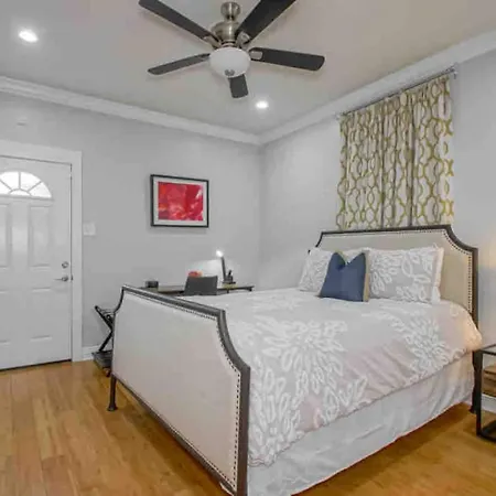 Patio Retreat Near Superdome & Jazz Fest *
