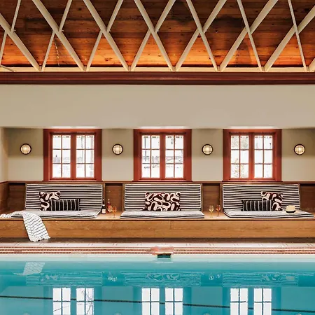 Rare 10br Luxury Estate Heated Indoor Pool Holiday home New Orleans