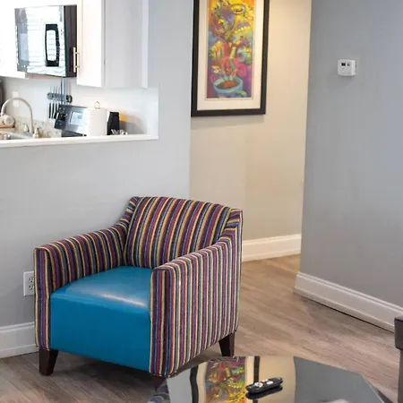 Aparthotel Frenchmen St 2br Hideaway W Pool & Hot Tub New Orleans