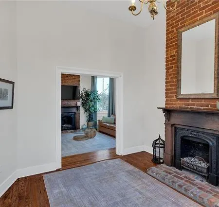 Prytania Pearl - 3 Bedroom 2 Bathroom *
