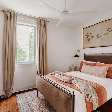 Luxe 6-bedroom Garden District Retreat Pool Holiday home New Orleans