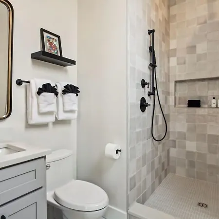 Holiday home Gorgeous Grand With Heated Pool New Orleans
