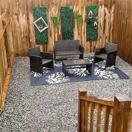 Patio Retreat Near Superdome & Jazz Fest