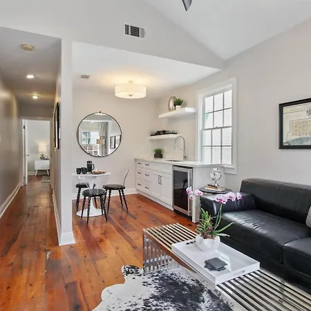 Historic 8br With Pool Hot Tub Holiday home New Orleans
