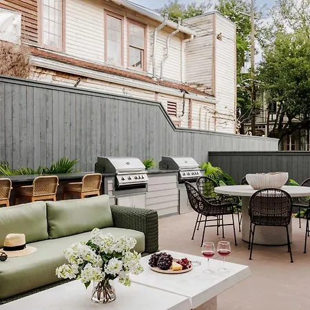 Luxe 6-bedroom Garden District Retreat Pool New Orleans