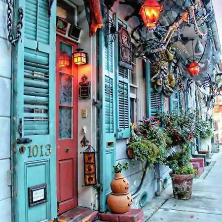 Patio Retreat Near Superdome & Jazz Fest New Orleans