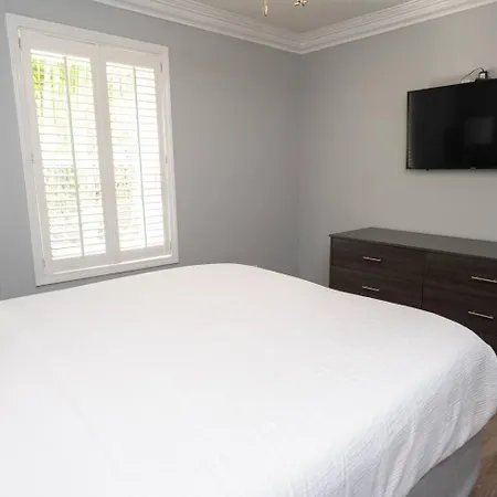 Frenchmen 1br Retreat W Pool & Hot Tub Access 3* New Orleans