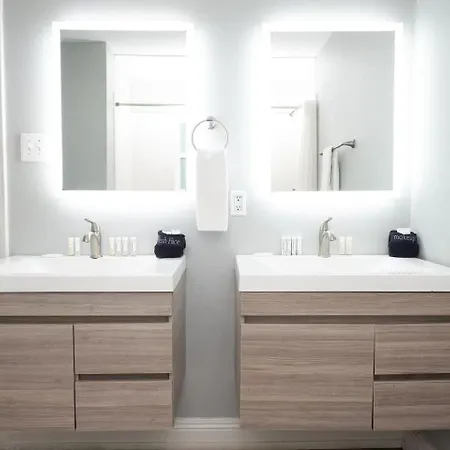 Luxury 2br W Pool & Hot Tub On Frenchmen St