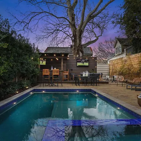 Historic 8br With Pool Hot Tub *