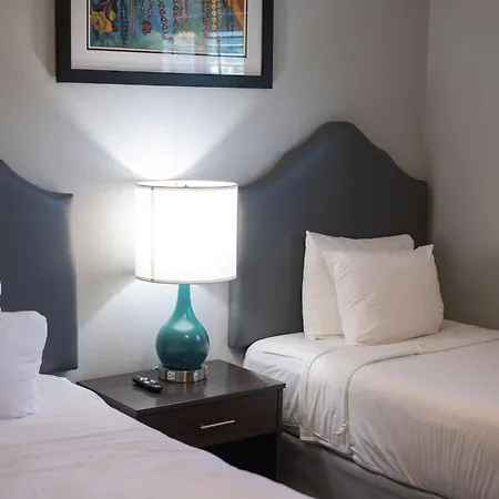 Elegant 2br On Frenchmen St W Pool & Hot Tub Aparthotel New Orleans