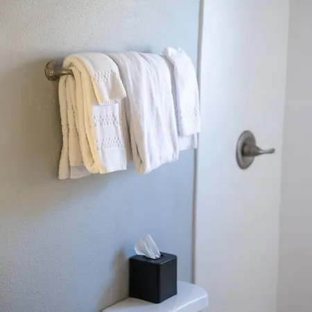 Frenchmen 2br Retreat W Pool & Hot Tub Access 3* New Orleans
