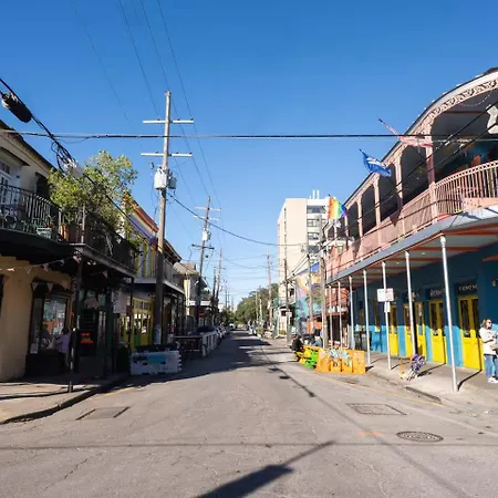Frenchmen Street 1br Retreat W Pool & Hot Tub Aparthotel 3*