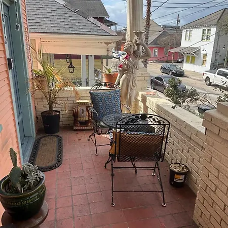 French Quarter Marigny Jazzfest Apartment *
