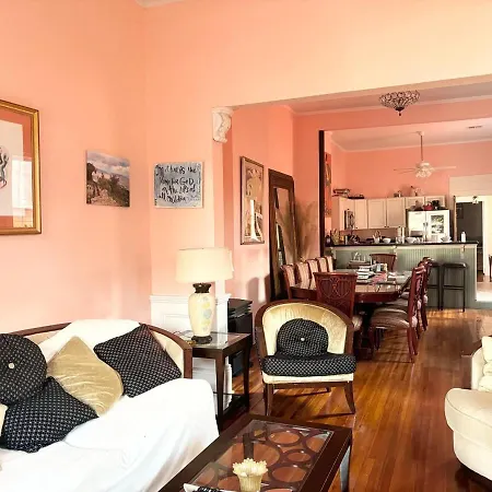 French Quarter Marigny Jazzfest * New Orleans