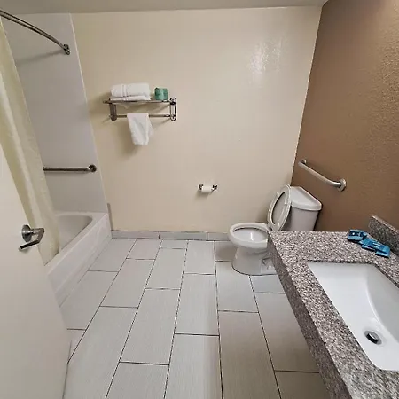 Hotel Trident & New Orleans