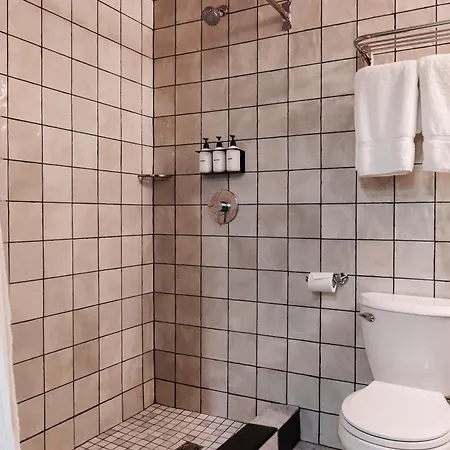 The Frenchmen By Kasa Living Hotel 3*