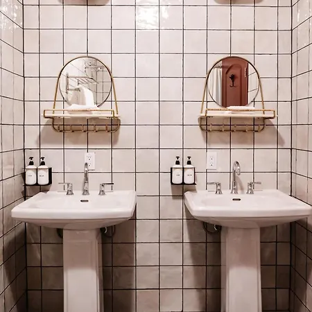 The Frenchmen By Kasa Living Hotel New Orleans