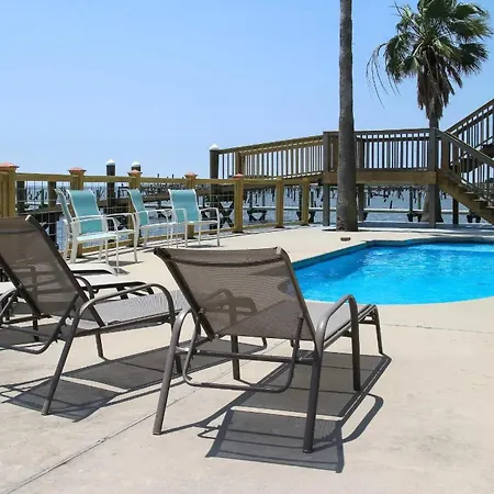 Holiday home Private Dock & Pool: Luxe Nola Group Getaway!