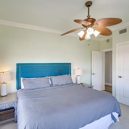 Private Dock & Pool: Luxe Nola Group Getaway! Holiday home *