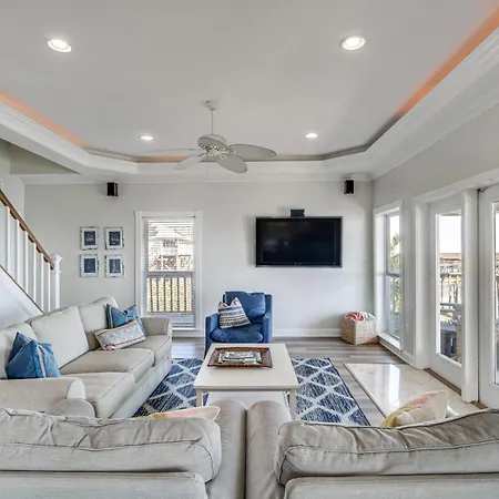 Private Dock & Pool: Luxe Nola Group Getaway! New Orleans