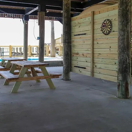 Holiday home Private Dock & Pool: Luxe Nola Group Getaway! *