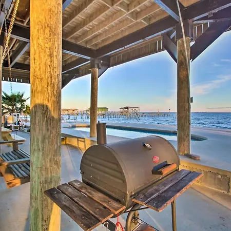Holiday home Private Dock & Pool: Luxe Nola Group Getaway! New Orleans
