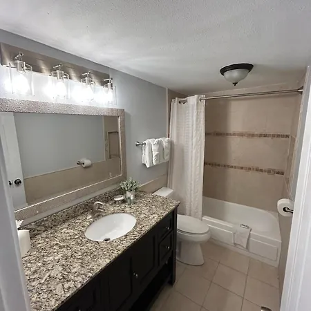 Hotel St. Pierre French Quarter 3*