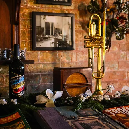 Bed & Breakfast At The Old Jail 3*