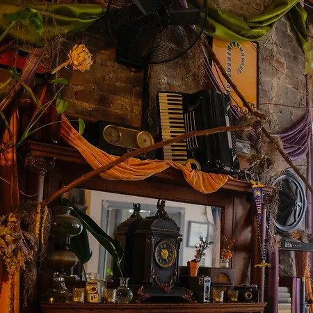 Bed & Breakfast At The Old Jail New Orleans