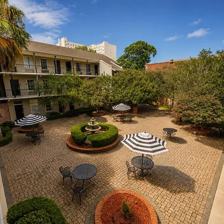 Maison Saint Charles New Orleans